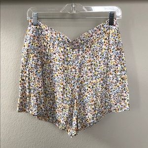Floral drapey shorts